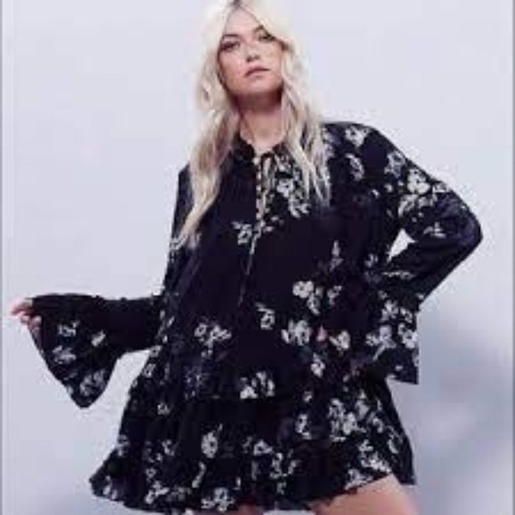 Free People Black Clover Field Printed Tunic - Picture 2 of 8